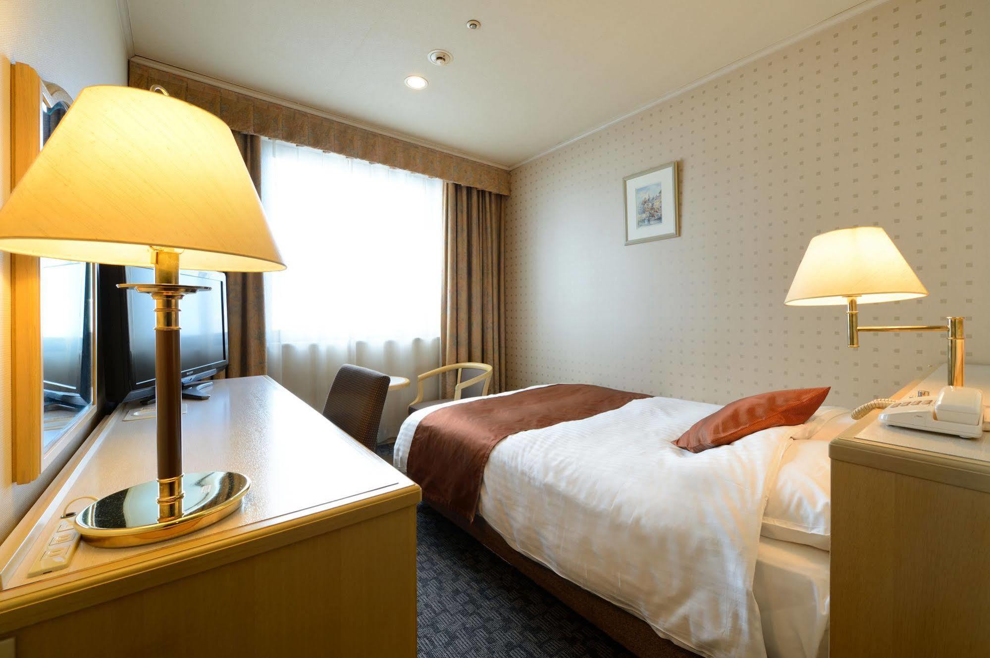 Hotel Jal City Сендай Екстериор снимка